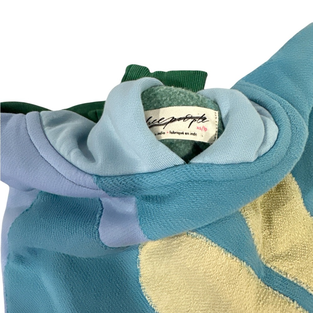 We The Free Green and Blue Floral Sweater - Picture 9 of 9